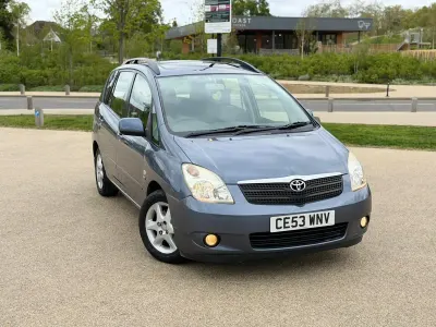 Used Toyota Corolla Verso 129 HP (94 kW) 2003 Blue MPV