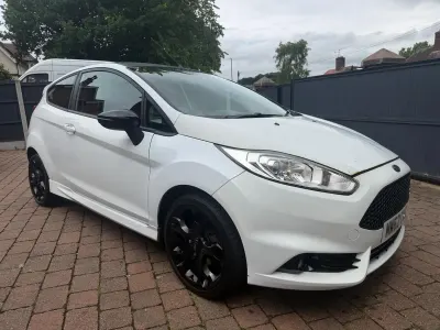 Used Ford Fiesta Style 2012 White Hatchback