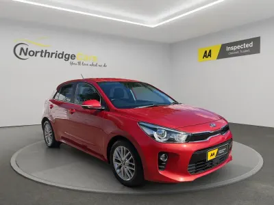 Used Kia Rio 99 HP (72 kW) 2018 Red Hatchback