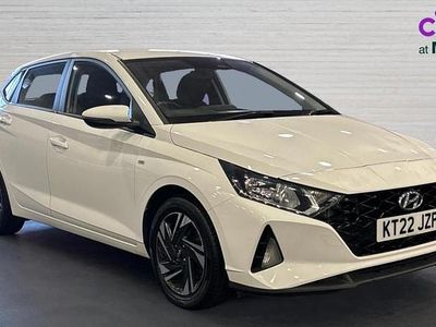 White Used 2025 Hyundai i20 SE | £10,995 (Good price)