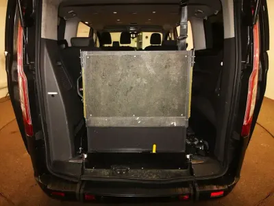 Used Ford Tourneo Titanium 130 HP (95 kW) 2019 Grey MPV