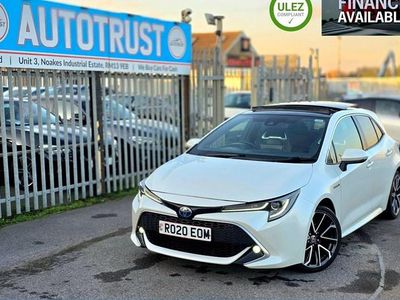 White Used 2020 Toyota Corolla Hatchback | £14,995 (Fair price)