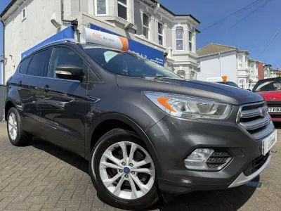 Used Ford Kuga Titanium 150 HP (110 kW) 2016 Grey SUV