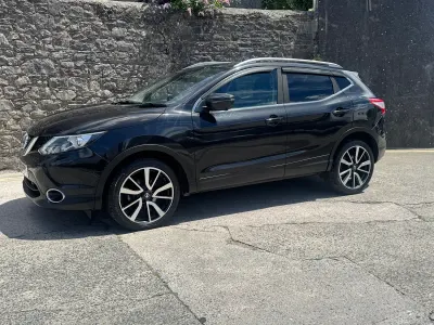Used Nissan Qashqai Tekna 110 HP (80 kW) 2016 Black SUV