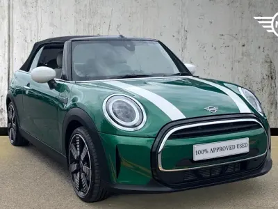 Usado Mini Cooper Cabriolet Exclusive 136 HP (100 kW) 2022 Cabrios