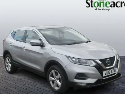 Used Nissan Qashqai Acenta Premium 140 HP (102 kW) 2019 Silver SUV
