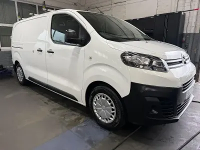 Used Citroën Dispatch 2017 White MPV