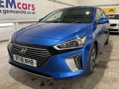 Begagnad Hyundai Ioniq Premium 141 HK (103 kW) 2018 Blå Halvkombi