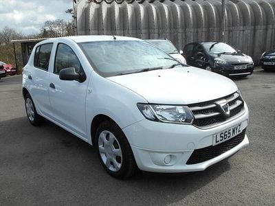 Begagnad Dacia Sandero Ambiance 73 HK (53 kW) 2015