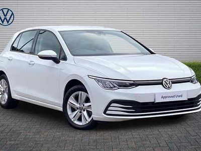 Used VW Golf VII Life 150 HP (110 kW) 2020 Pure white Hatchback