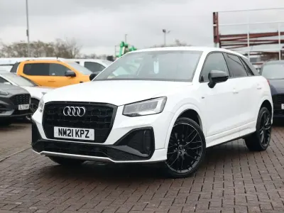 Used Audi Q2 Black Edition 150 HP (110 kW) 2021 White SUV