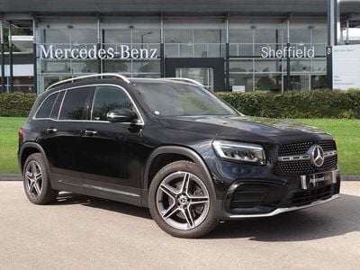 Mercedes GLB220