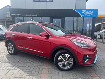 Gebraucht Kia Niro 150 kW (204 PS) 2021 Rot SUV