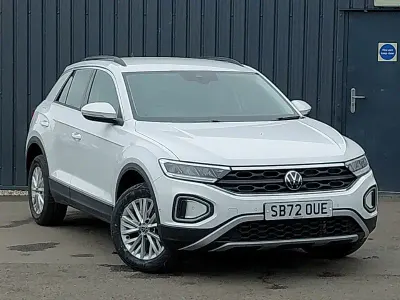 Usado VW T-Roc Life 150 HP (110 kW) 2023 Branco SUV