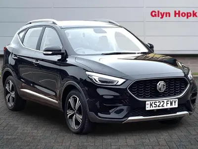 Käytetty MG ZS Excite 106 HP (77 kW) 2022 Musta Katumaasturi
