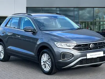 Used VW T-Roc Life 150 HP (110 kW) 2024 Indium grey metallic SUV