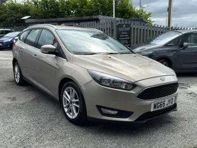 Used Ford Focus Zetec 125 HP (91 kW) 2015 Silver Estate