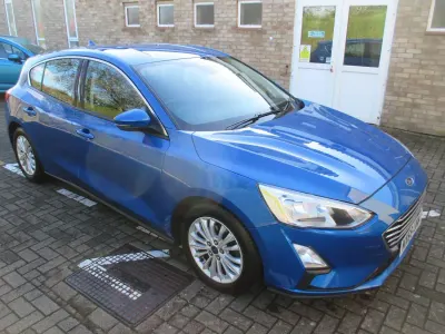 Used Ford Focus Titanium 125 HP (91 kW) 2019 Blue Hatchback