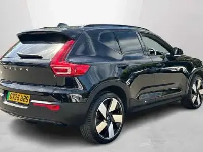 Used Volvo EX40