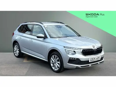 Usado Skoda Kamiq SE 116 HP (85 kW) 2025 Prateado SUV