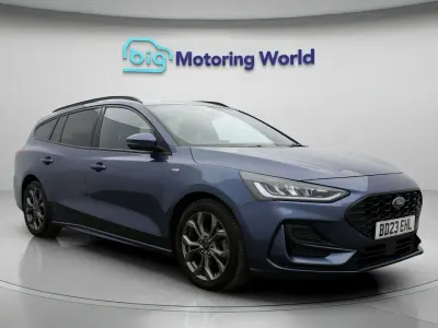 Used Ford Focus ST-Line 125 HP (91 kW) 2023 Blue Estate