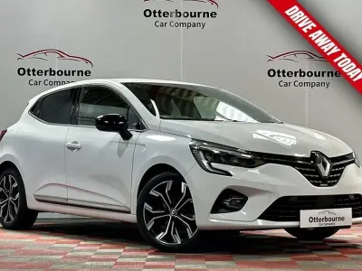 Używany Renault Clio V Techno 90 KM (66 kW) 2023 Biały Hatchback