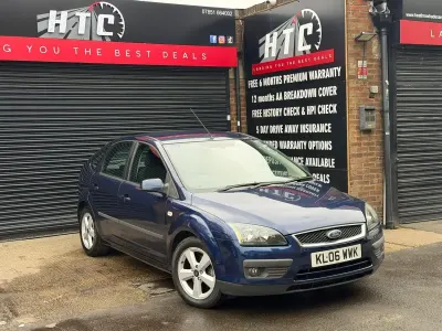 Usado Ford Focus Zetec 2006 Azul Utilitario