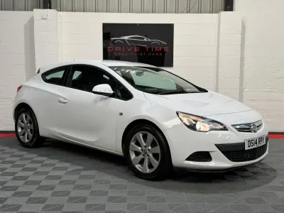 Używany Vauxhall Astra GTC Sport 2014 Biały Hatchback