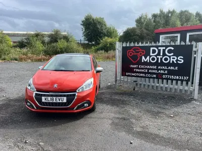 Usado Peugeot 208 Allure Premium 82 HP (60 kW) 2018 Laranja Citadino