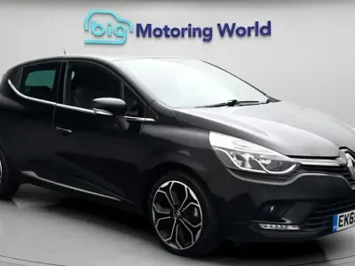 Used Renault Clio Iconic 90 HP (66 kW) 2019 Black Hatchback
