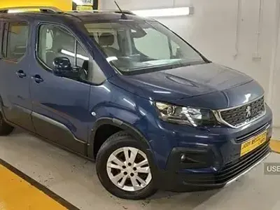 Begagnad Peugeot Rifter Allure 131 HK (96 kW) 2021 Blå Minibuss