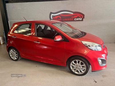Used Kia Picanto 84 HP (61 kW) 2014 Red Hatchback
