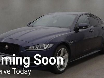 Used Jaguar XE R-Sport 240 HP (176 kW) 2017 Blue Sedan