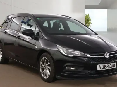 Used Vauxhall Astra 2018 Black Estate