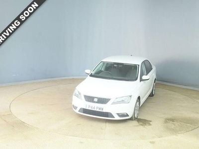 Used Seat Toledo Style 110 HP (80 kW) 2015 White Hatchback