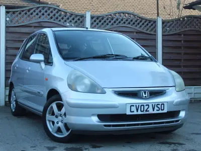 Used Honda Jazz Sport 83 HP (61 kW) 2002 Silver Hatchback