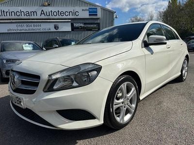 Used Mercedes A180 109 HP (80 kW) 2013 White Hatchback