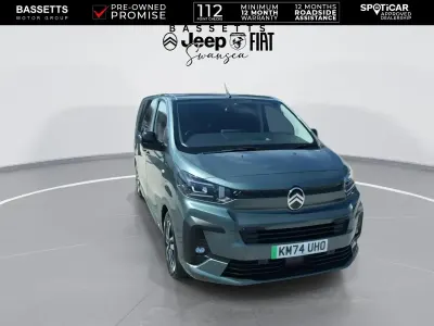 Usado Citroën Spacetourer 136 HP (100 kW) 2024 Verde Monovolume
