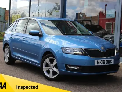 Used Skoda Rapid SE 95 HP (69 kW) 2018 Blue Hatchback