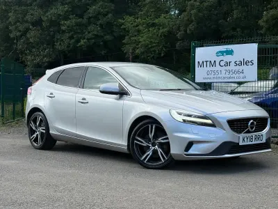Used Volvo V40 R-Design Pro 190 HP (139 kW) 2018 Silver Hatchback