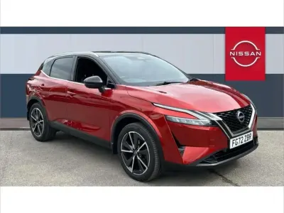 Used Nissan Qashqai Tekna 155 HP (114 kW) 2022 Red SUV
