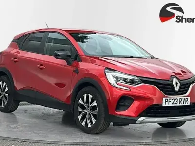 Used Renault Captur Evolution 91 HP (66 kW) 2023 Red SUV