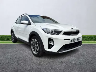 Used Kia Stonic 98 HP (72 kW) 2019 White SUV