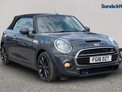 Używany Mini Cooper S Hatch 192 KM (141 kW) 2018 Szary Hatchback
