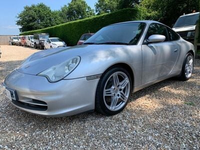 Porsche 911 Carrera