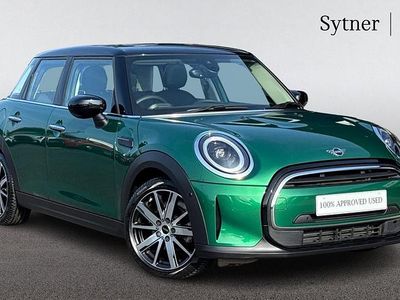 Used Mini Cooper Classic 134 HP (98 kW) 2023 Green Hatchback
