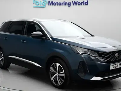 Used Peugeot 5008 Allure Premium 131 HP (96 kW) 2022 Blue SUV