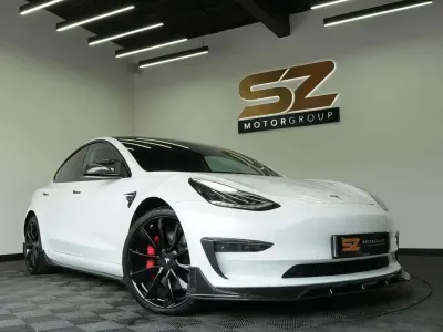 Used Tesla Model 3 Performance 461 kW (627 HP) 2019 White Sedan