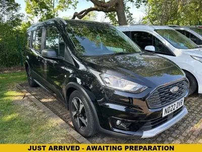 Used Ford Grand Tourneo Connect Active 120 HP (88 kW) 2022 Black MPV