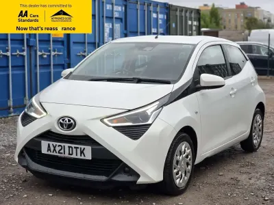 Used Toyota Aygo X-play 71 HP (52 kW) 2021 White Hatchback